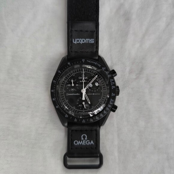 🆓⌚Swatch x Omega Moonswatch Mission To Moonphase Snoopy - Picture 2 of 5